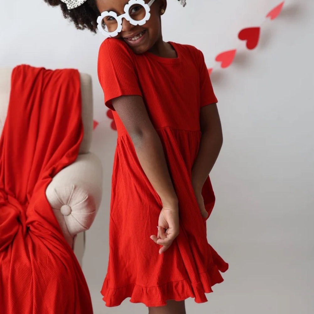 Dream Big Little Co Bamboo Red Rib Dream Ruffle Dress size 7/8 - Picture 3 of 6